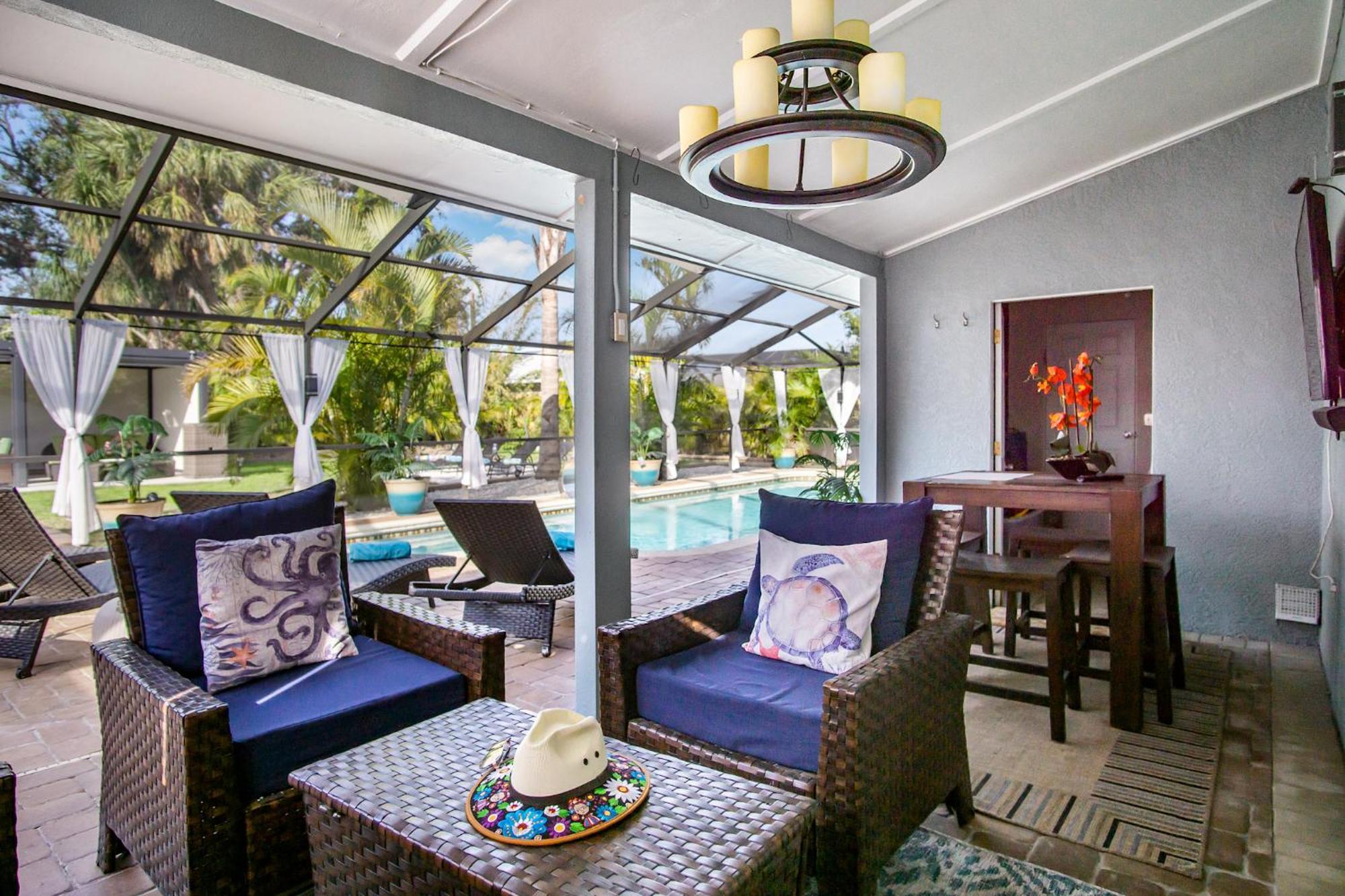 Beach Cottage With Heated Pool Just Off Siesta Key Sarasota Eksteriør billede
