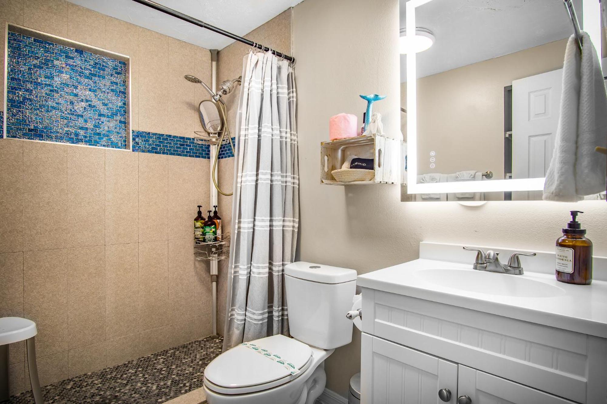 Beach Cottage With Heated Pool Just Off Siesta Key Sarasota Eksteriør billede